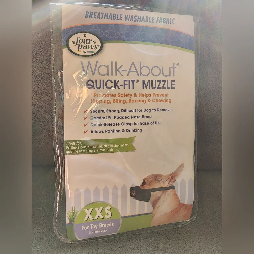 New In Package Four Paws Walk-About Quick-Fit Dog Muzzle 0-XX-Small